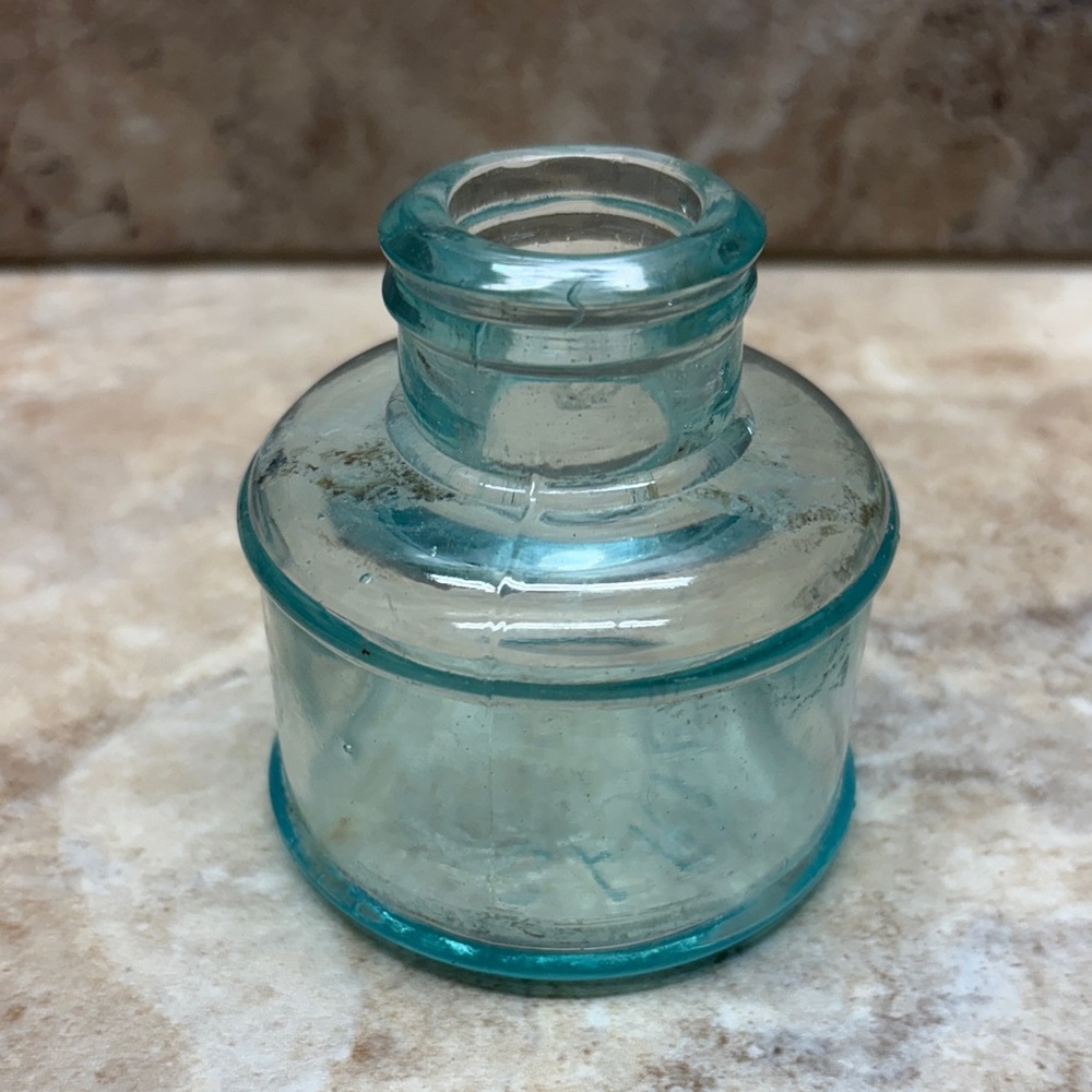CARTER’S inkwell bottle, a vintage light blue 2-1/2”H